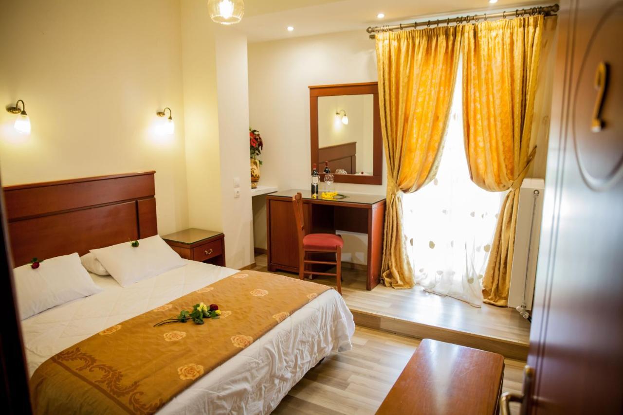 Tasia Mountain Hotel คาเนีย ภายนอก รูปภาพ