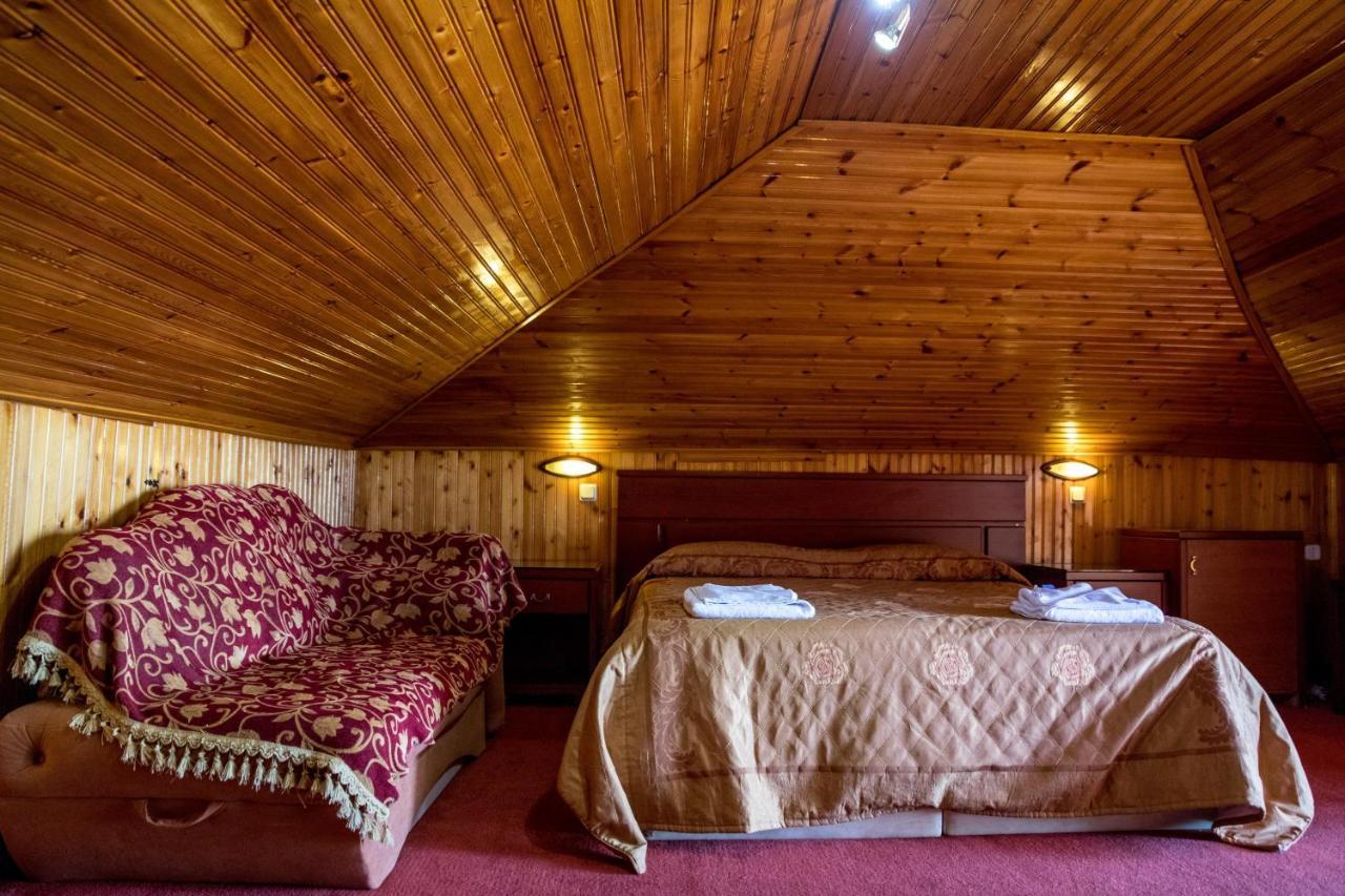 Tasia Mountain Hotel คาเนีย ภายนอก รูปภาพ
