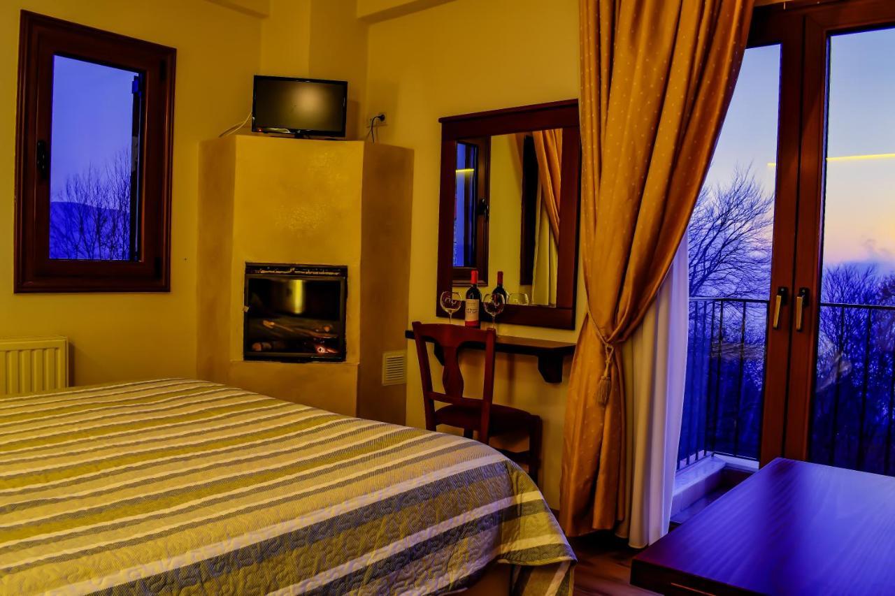 Tasia Mountain Hotel คาเนีย ภายนอก รูปภาพ