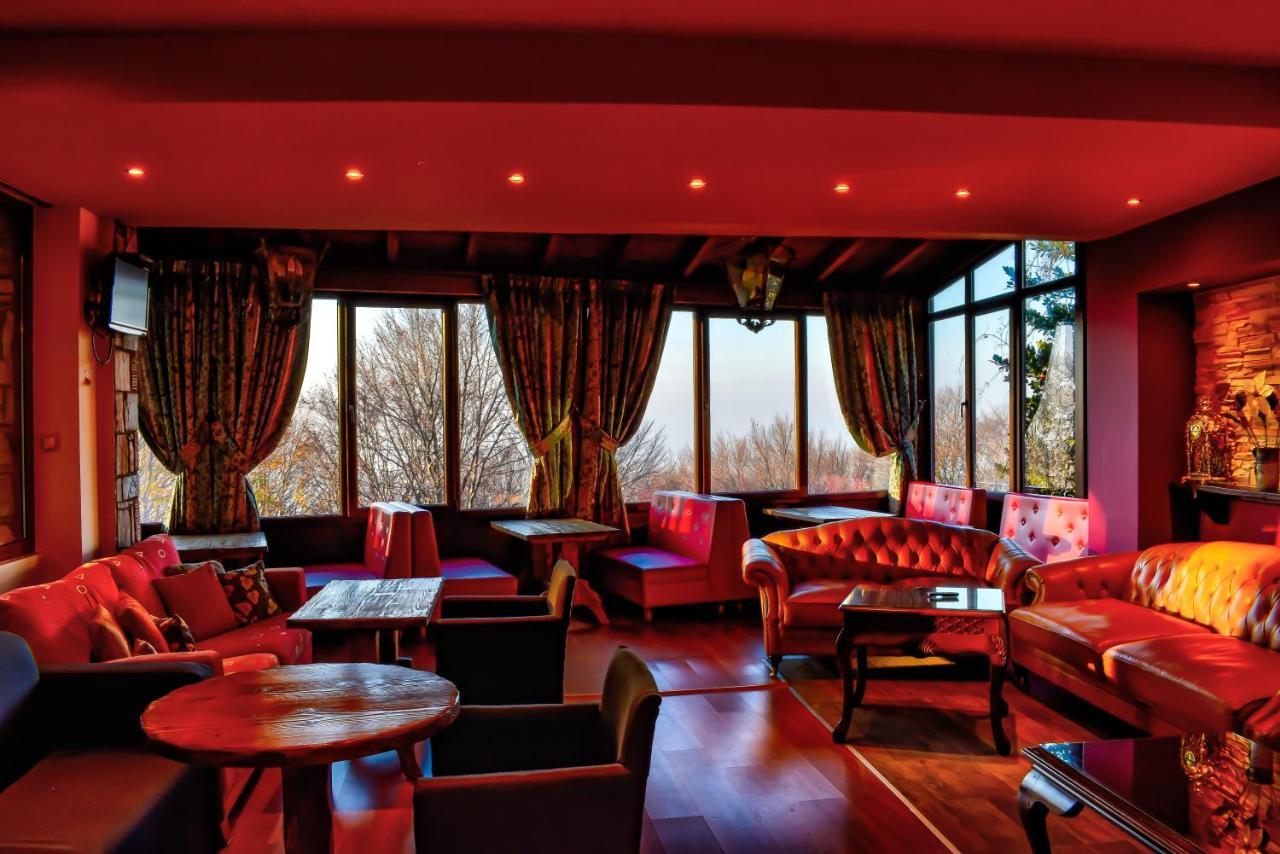 Tasia Mountain Hotel คาเนีย ภายนอก รูปภาพ