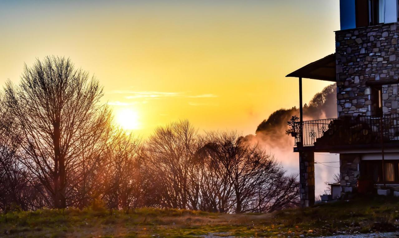 Tasia Mountain Hotel คาเนีย ภายนอก รูปภาพ